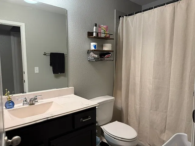 124 Martha Ln — Photo 13