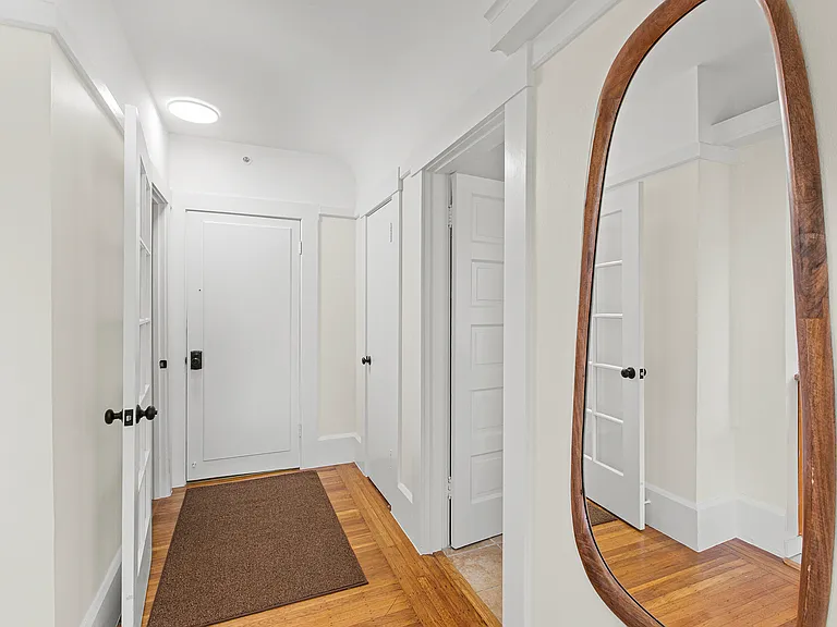 349 14th Ave #3 — Photo 9