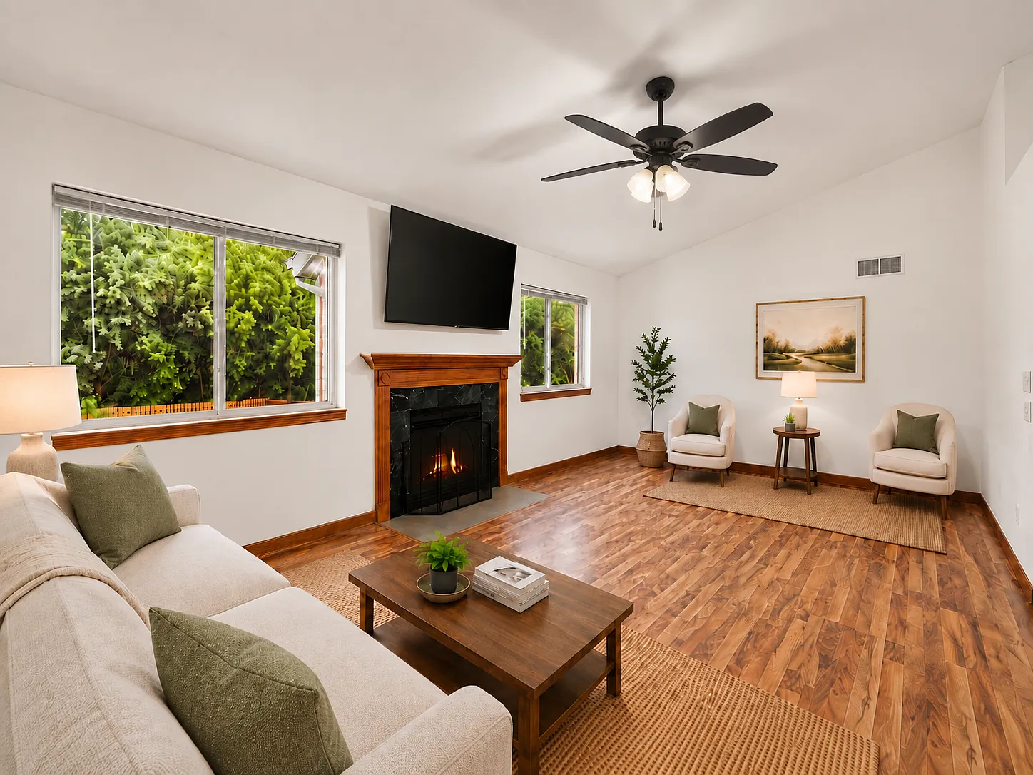 413 Morningside Dr — Photo 3