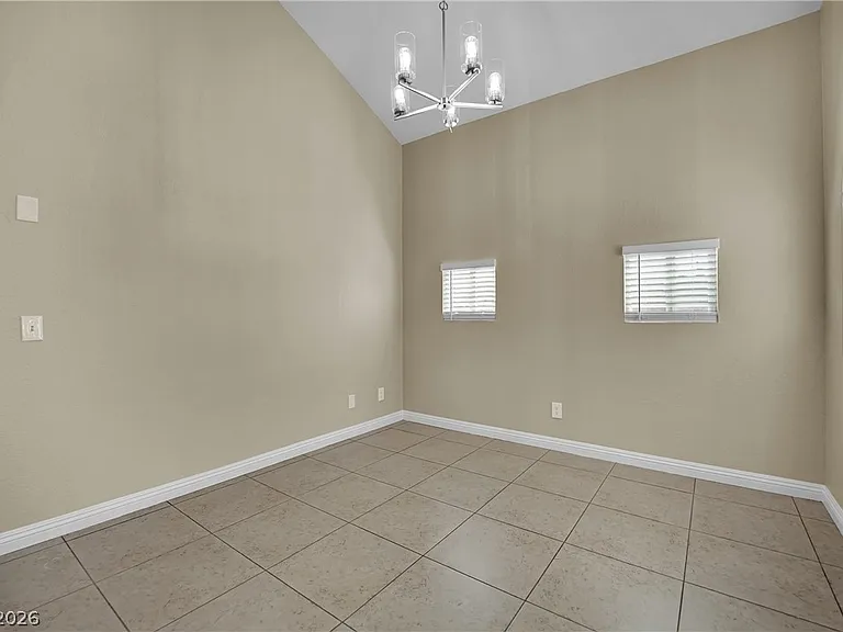 756 Charwood Cir — Photo 7