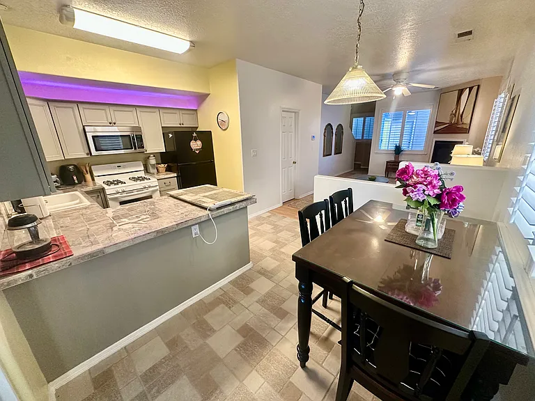 10404 Gutierrez Rd NE — Photo 14