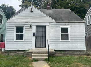 8233 Lauder St, Detroit, MI 48228