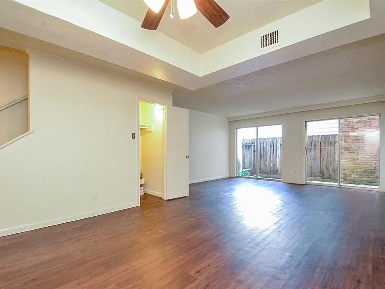 1211 Miramar St #1 — Photo 5