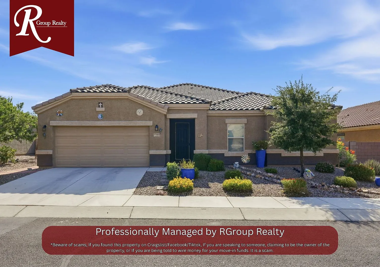 Modern 4 BR / 2 BA Tucson Retreat: Covered Pergola, Fenced Yard & 2-Car Garage — Photo 1