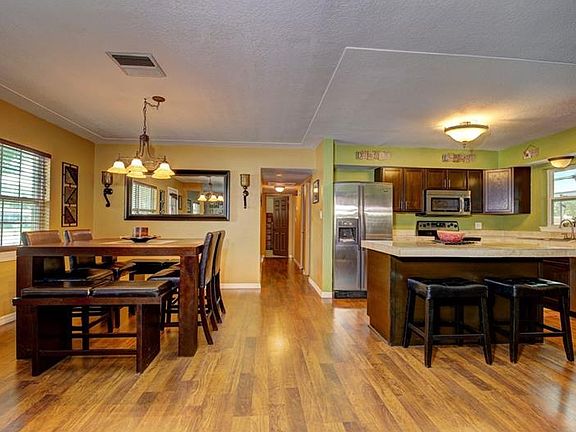 4th image of 8435 Flame Vine Ave