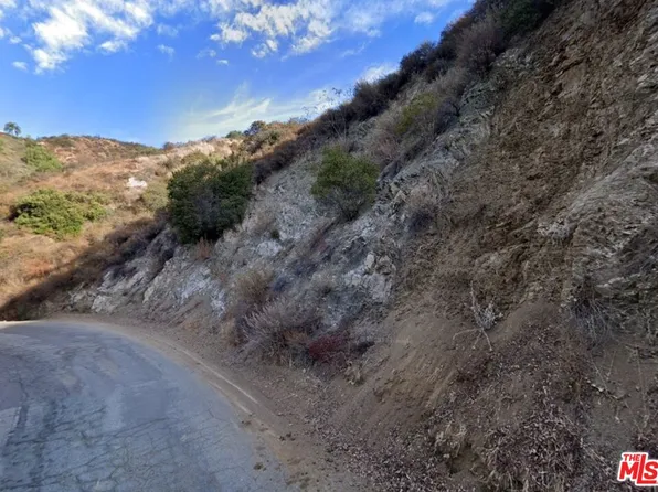 2799 Kennington Dr, Glendale, CA 91206