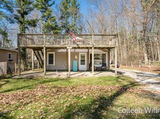 11327 Hemlock St, Holton, MI 49425