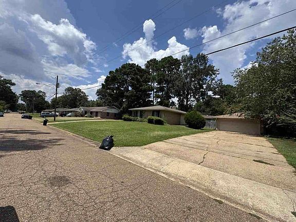 4th image of 1160 Winnrose St