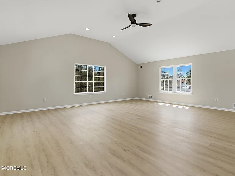 821 Bunnell St — Photo 28
