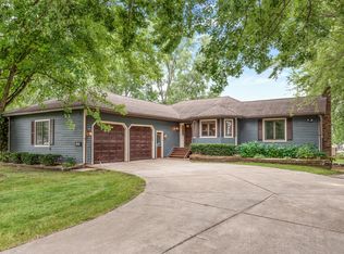 932 1st Ave SW, Forest Lake, MN 55025