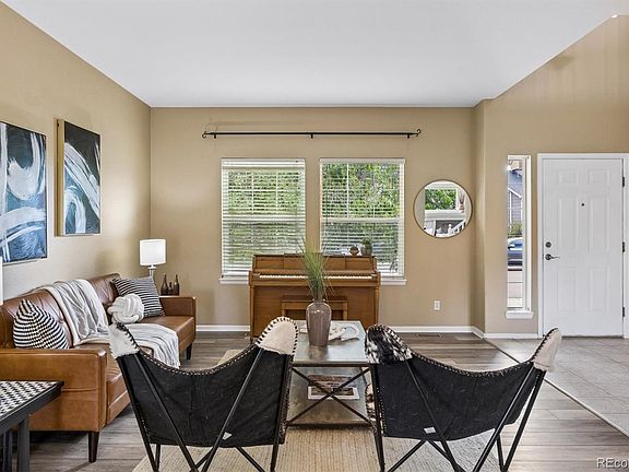 4th image of 537 Pitkin Way