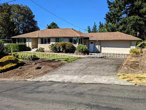 4625 SW Pendleton St Photo 1