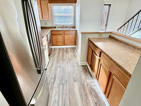 2nd image of 6523 Deane Hill Dr