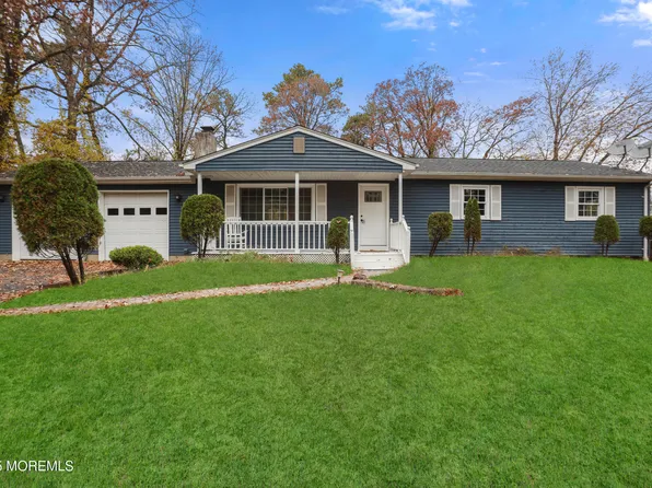 625 Commonwealth Boulevard, Toms River, NJ 08757