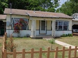 111 Franklin St, Taylor, TX 76574