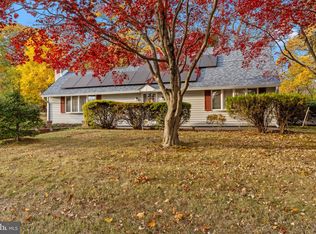 991 Terrace Blvd, Ewing, NJ 08618