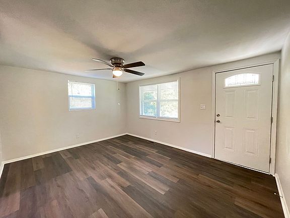 2nd image of 99 Tuck Ln