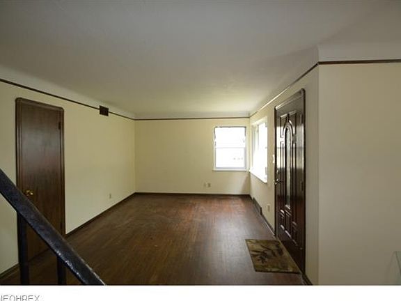 4th image of 5076 Andrus Ave
