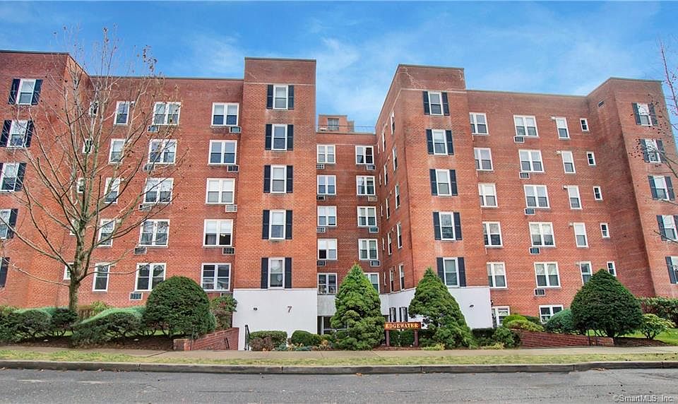 1st image of 7 4th St APT 5H