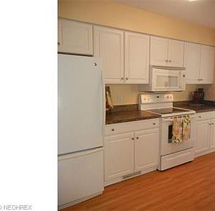 5th image of 135 Marwyck Place Ln