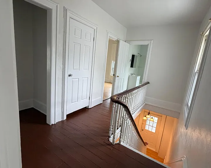 38 E Albany St — Photo 6
