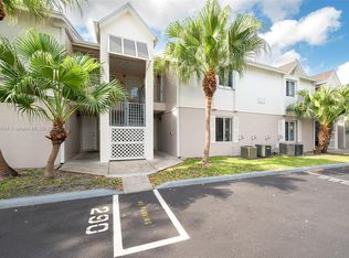 6720 NW 174th Ter #F-18, Hialeah, FL 33015
