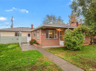 2136 E 21st St, Bremerton, WA 98310