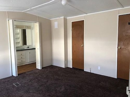 5th image of 1699 Eastwood St