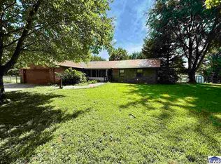 1800 Durkees Ferry Rd, West Terre Haute, IN 47885