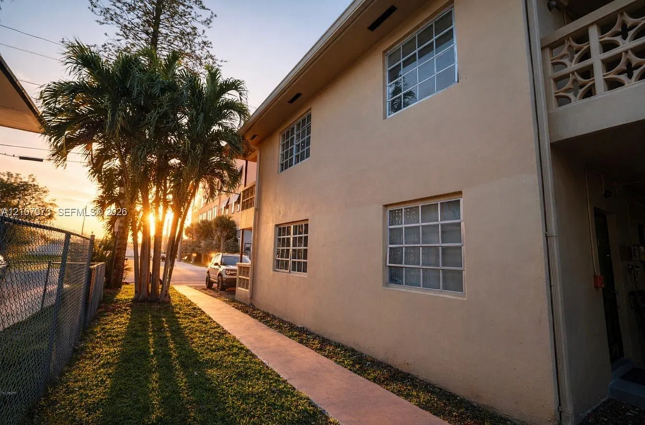 San Souci Estates — Photo 2