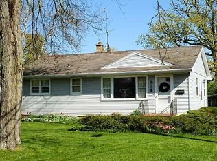 304 Adrian Blvd, Fort Atkinson, WI 53538