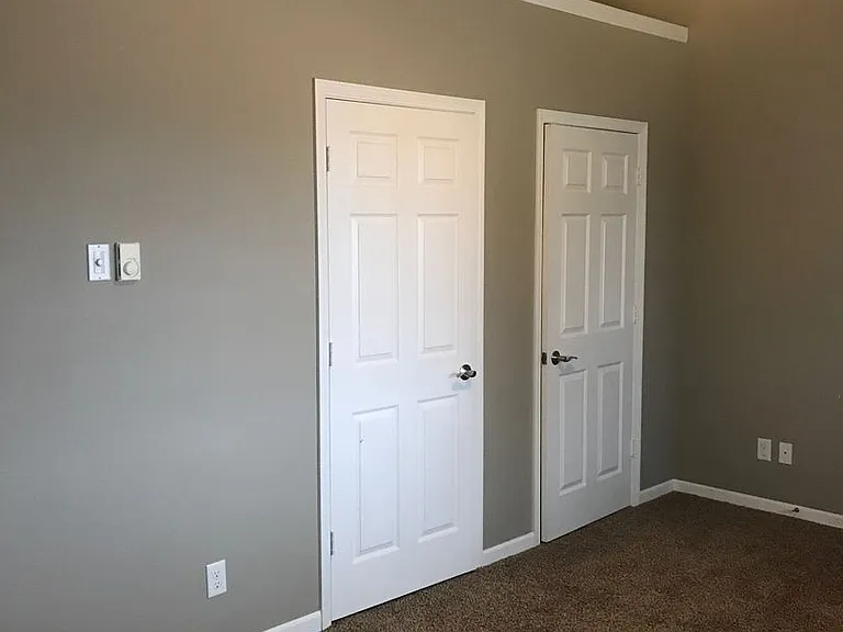 612 Colton St SW — Photo 11