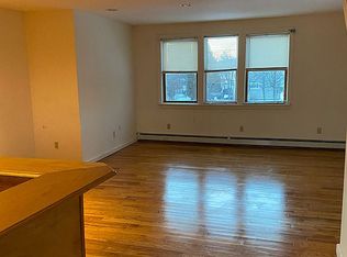 26 Papuli Dr APT 1, Marlboro, NY 12542