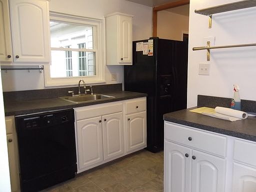 5th image of 2439 S Culpeper St