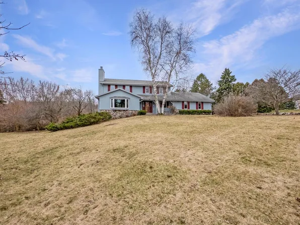 4041 Vista Moraine DRIVE, Hubertus, WI 53033