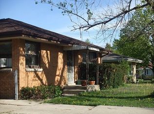 4372 S 46th St, Greenfield, WI 53220