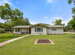 1200 Park Center St, Benbrook, TX 76126