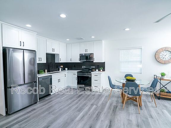 4th image of 3557-3563 Angwin Dr Unit 3559