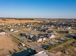 6 Tozer Ln, Red Deer, AB T4P0Z1
