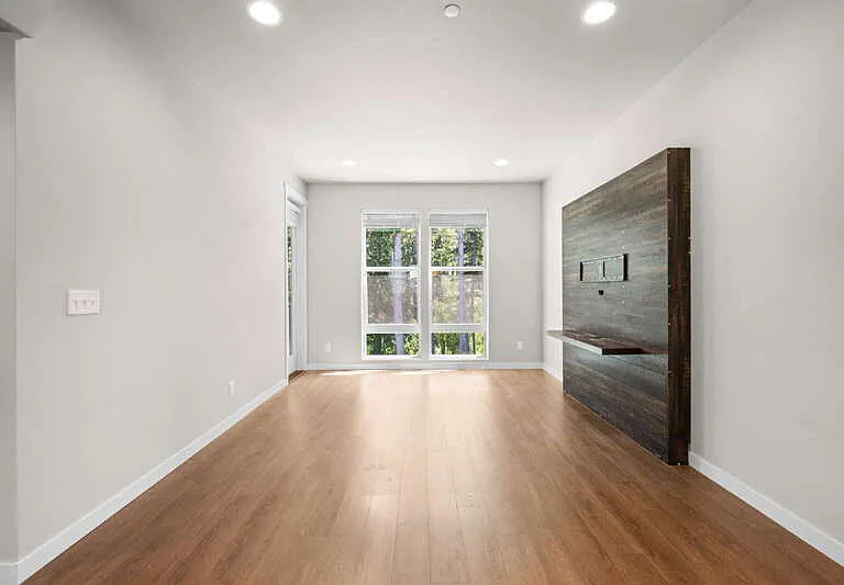 13717 Admiralty Way #G4 — Photo 17