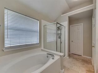 3313 Creek Meadow Ln, Garland, TX 75040
