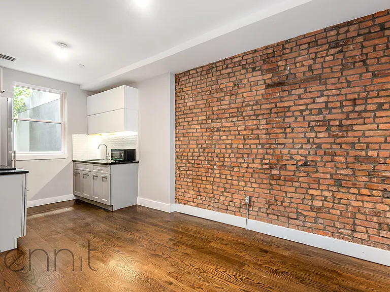 810 Saint Johns Pl #3 — Photo 3