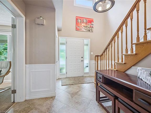 4th image of 119 Sandy Ridge Pl