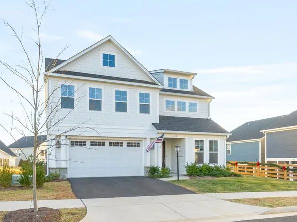 1006 Barkley View Ct, Crozet, VA 22932