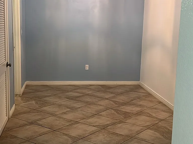 1310 Owl Ridge Dr — Photo 7