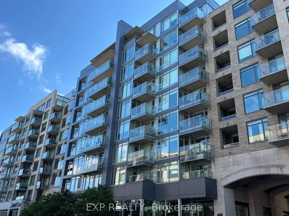 98 Richmond Rd #208, Ottawa, ON K1Z 0B2