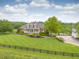 4816 Byrd Ln, College Grove, TN 37046
