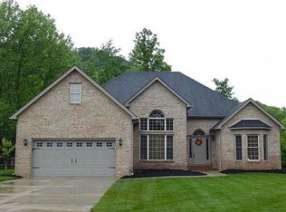 1043 Wethersfield Xing, Hurricane, WV 25526