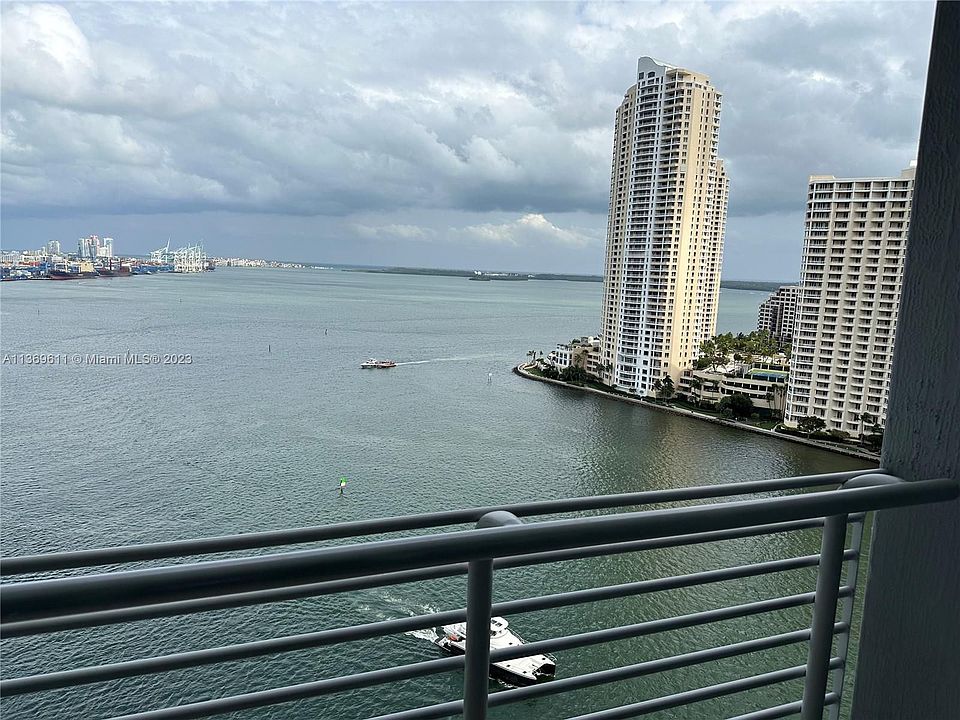 1st image of 325 Biscayne Blvd APT 2026