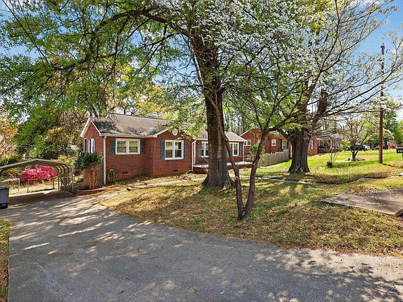 4th image of 23 Springfield Ave